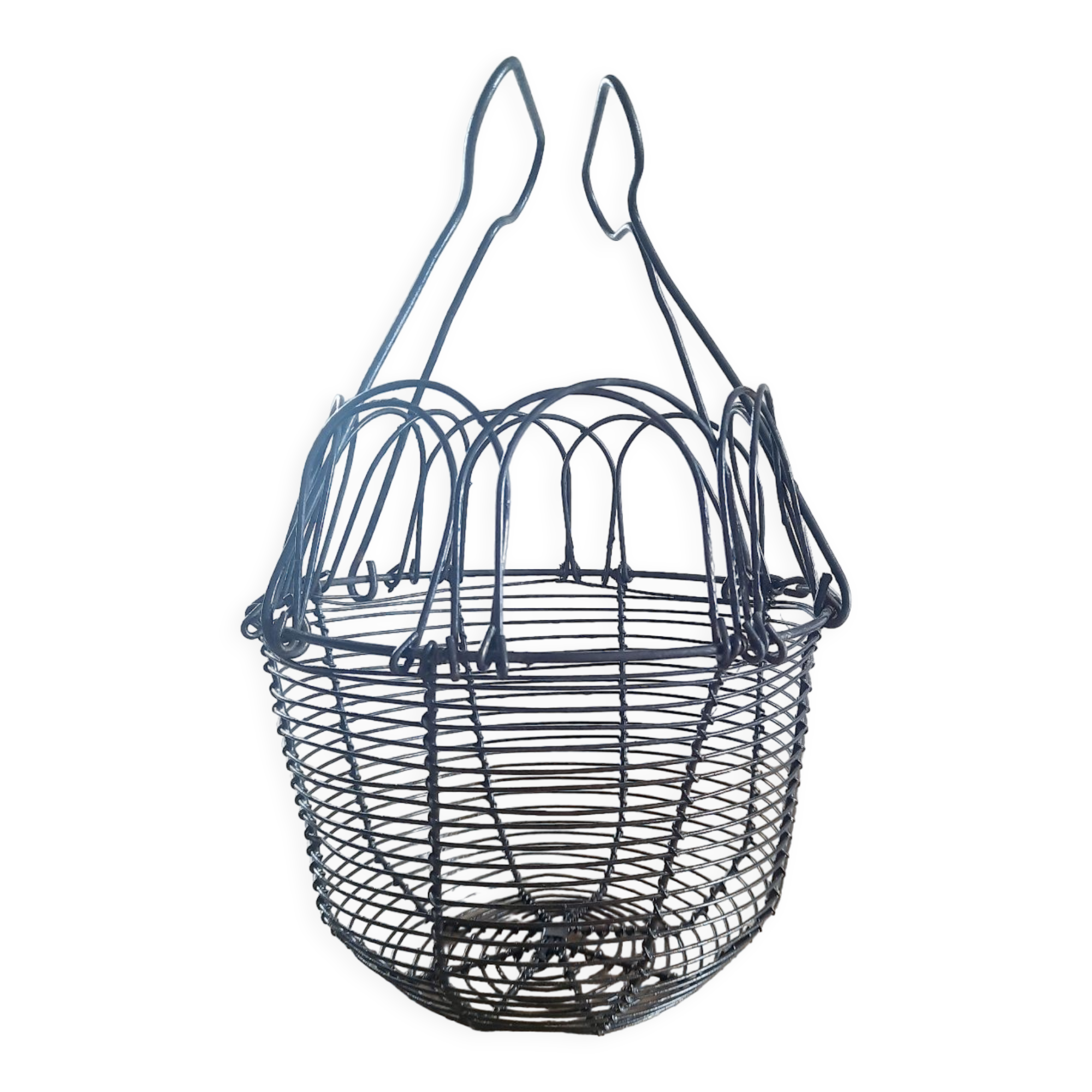 Vintage salad basket