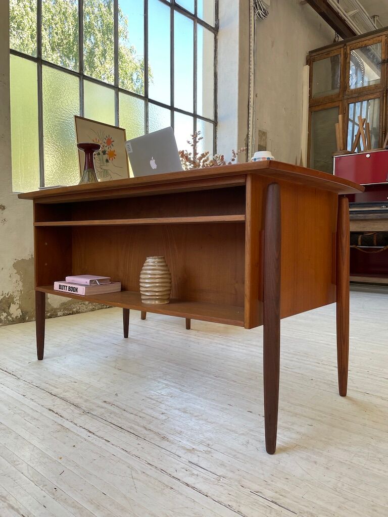 Scandinavian "boomerang" two-sided teak desk Midtjydsk Mobelfabrilk