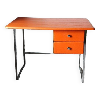 Chrome and skai desk from the 70s