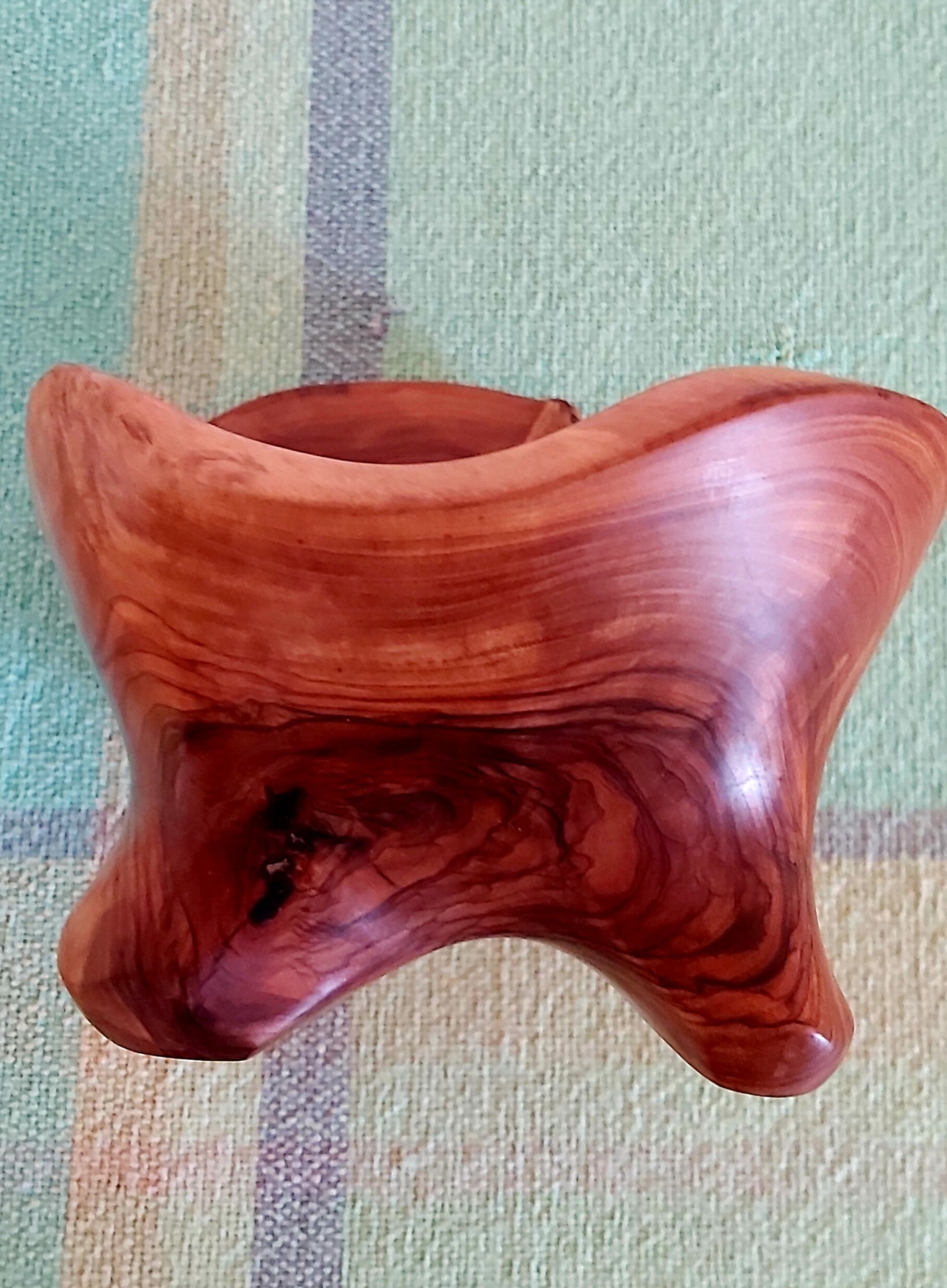 70's olive wood cut