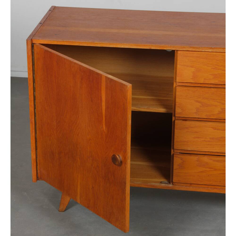 Commode vintage, Jiroutek pour Interier Praha, modèle U-458, vers 1960