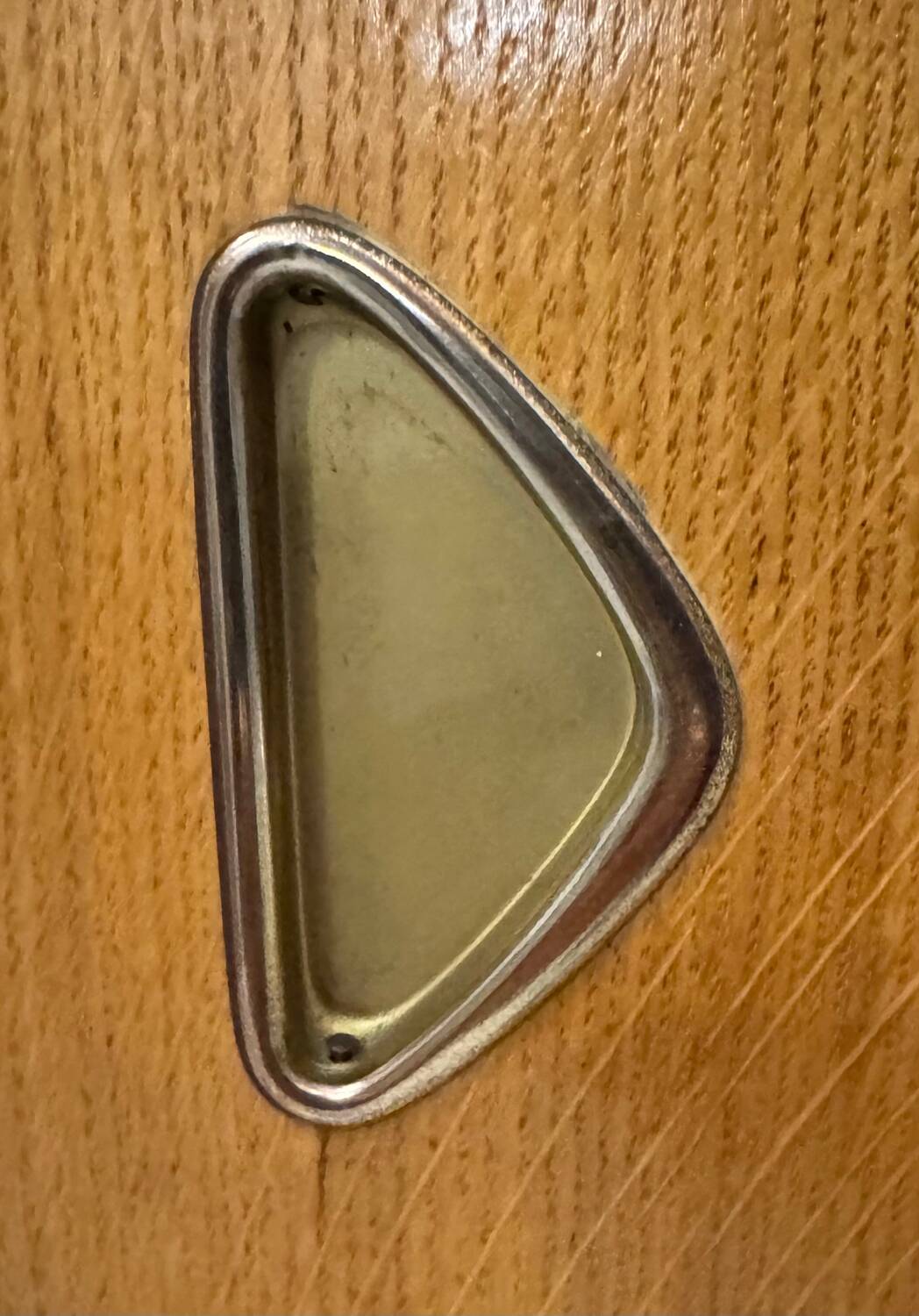 Vintage shoe cabinet with compass legs