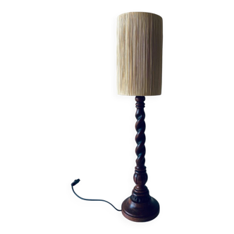 Lampe en bois tourné