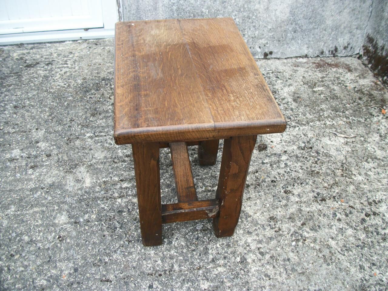 Brutalist lamp and its stool