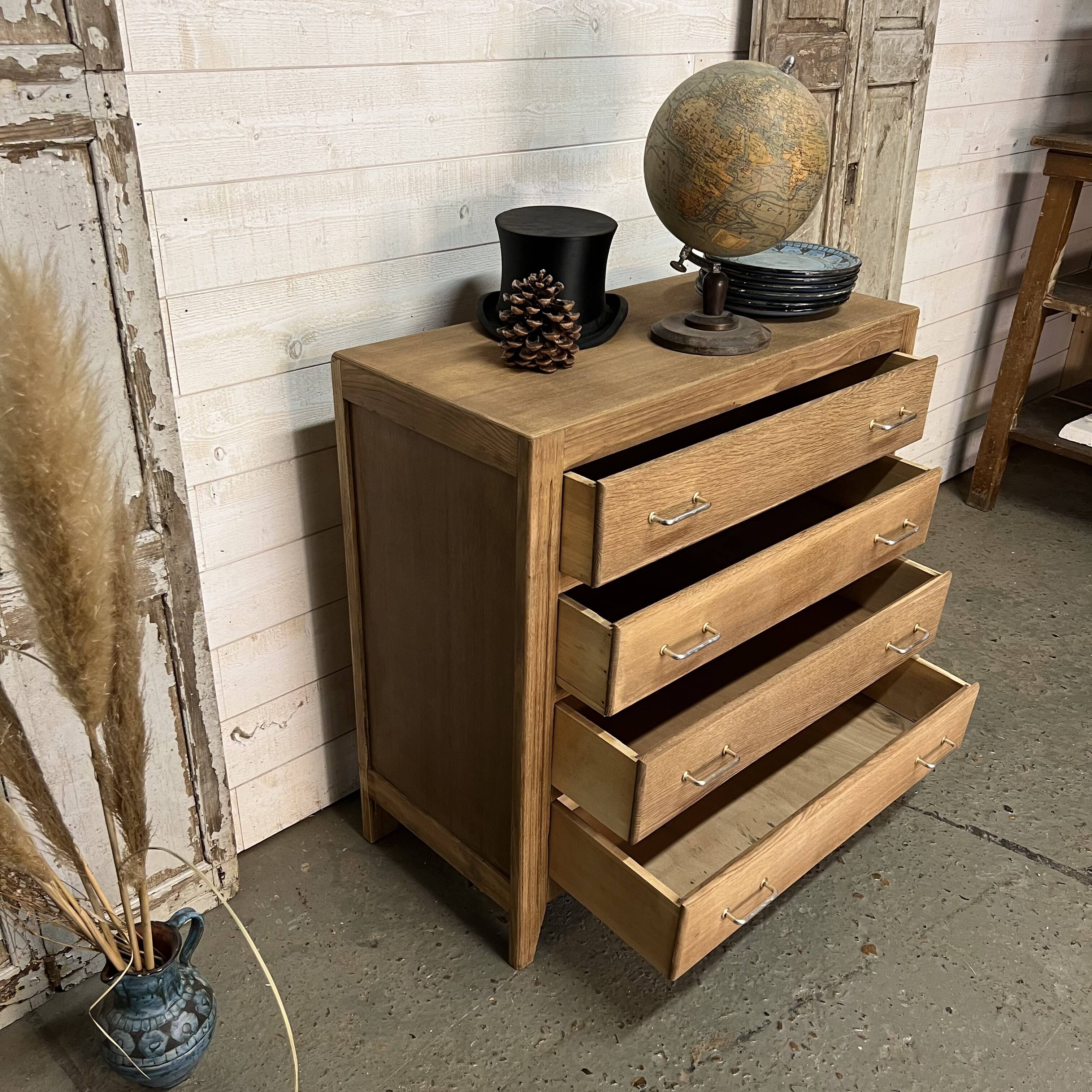 Commode vintage chêne brut
