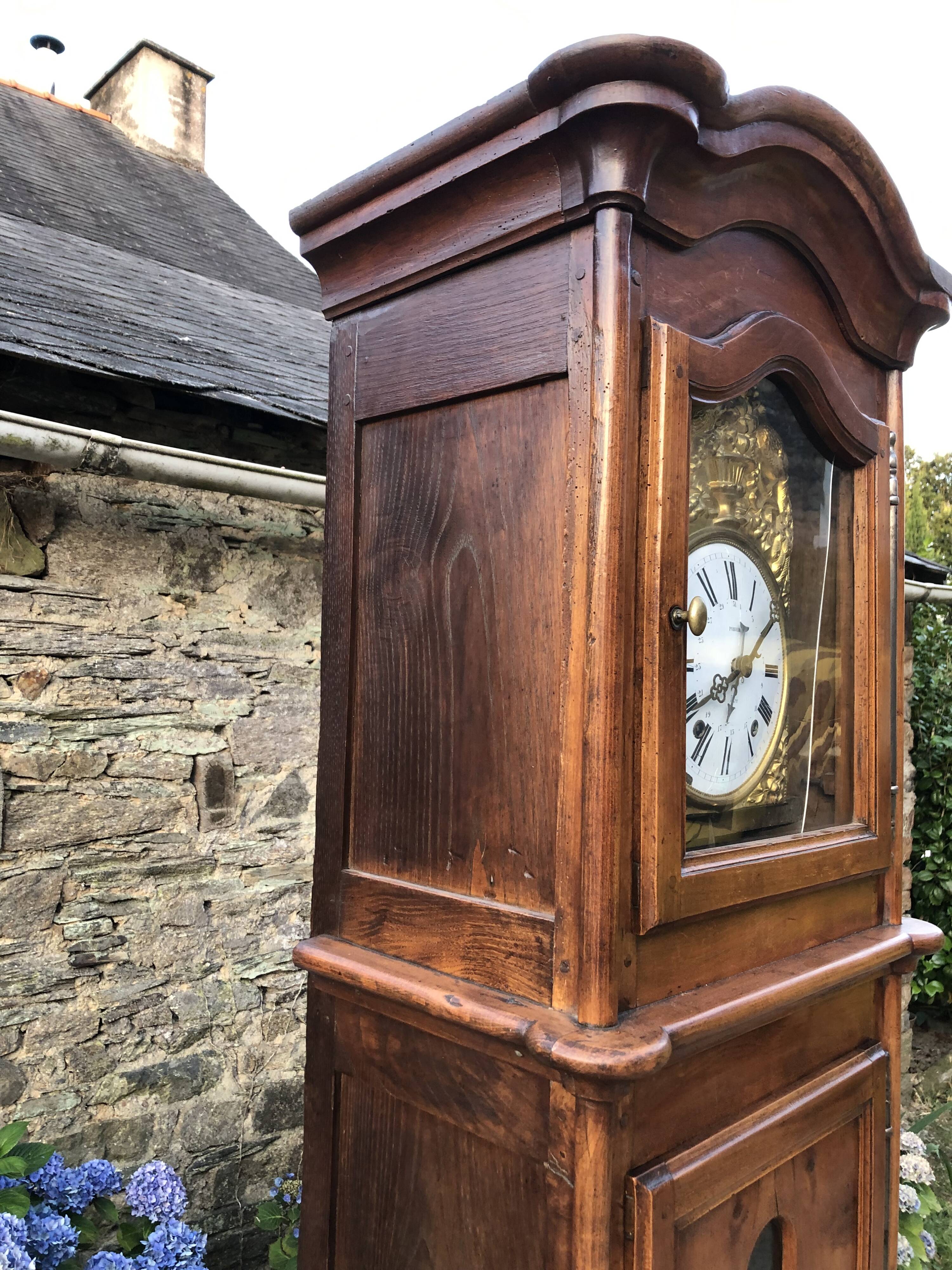 Comtoise clock in cherry style Louis XV period 19th region Fougères.