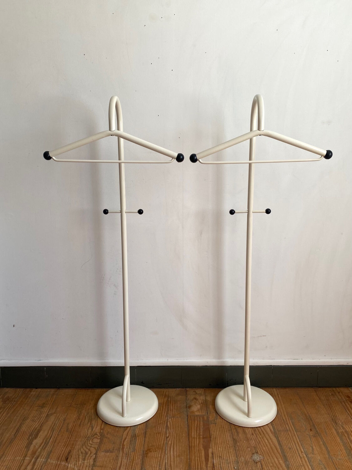 Tubular metal valet 1980