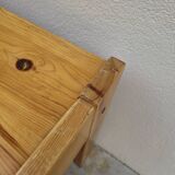Regain bedside table in vintage pine