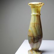 A pair of vintage baluster vases in green striped onyx from Italy, mid-century.