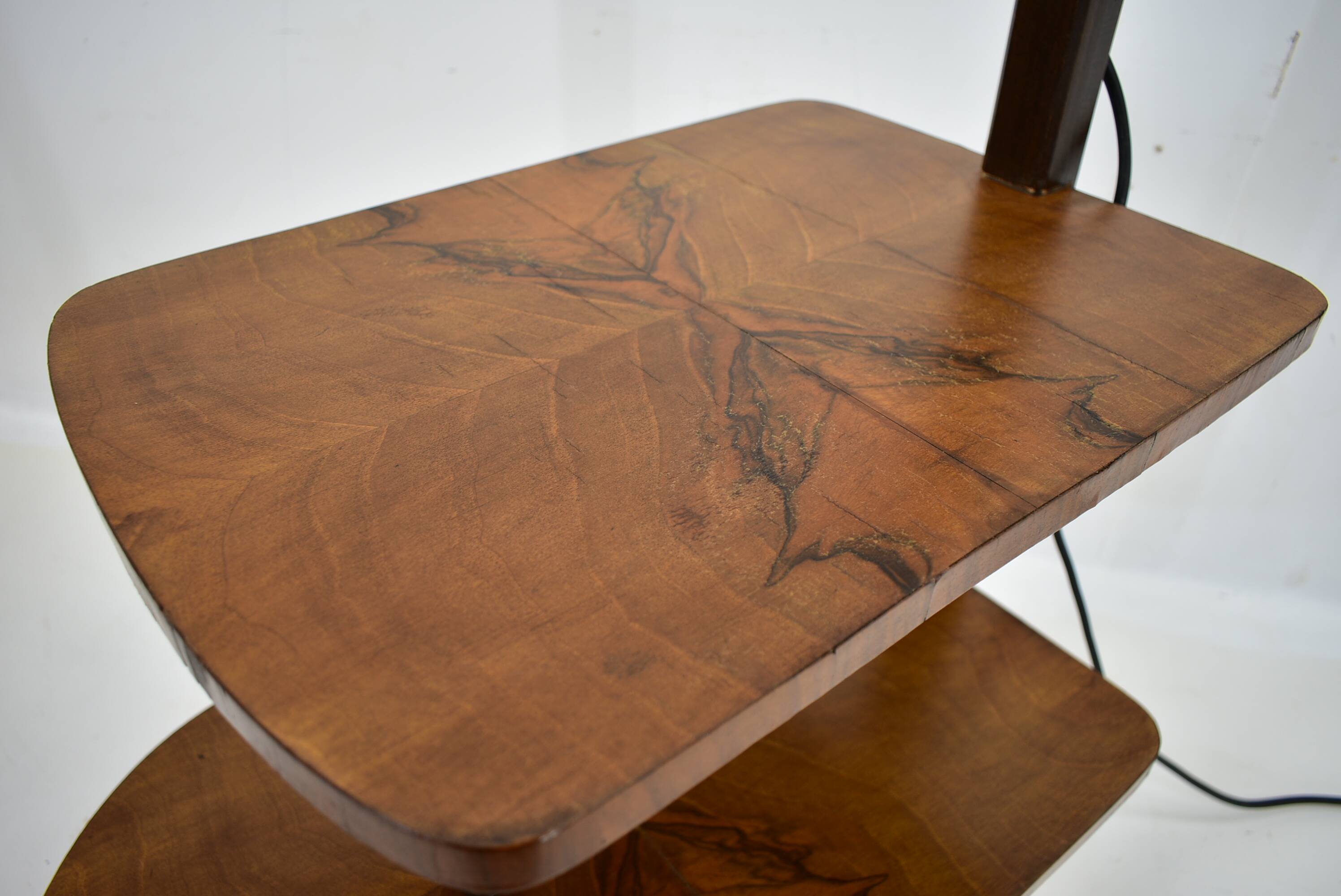 Lampe de sol Art Déco par Jindrich Halabala, années 1940.