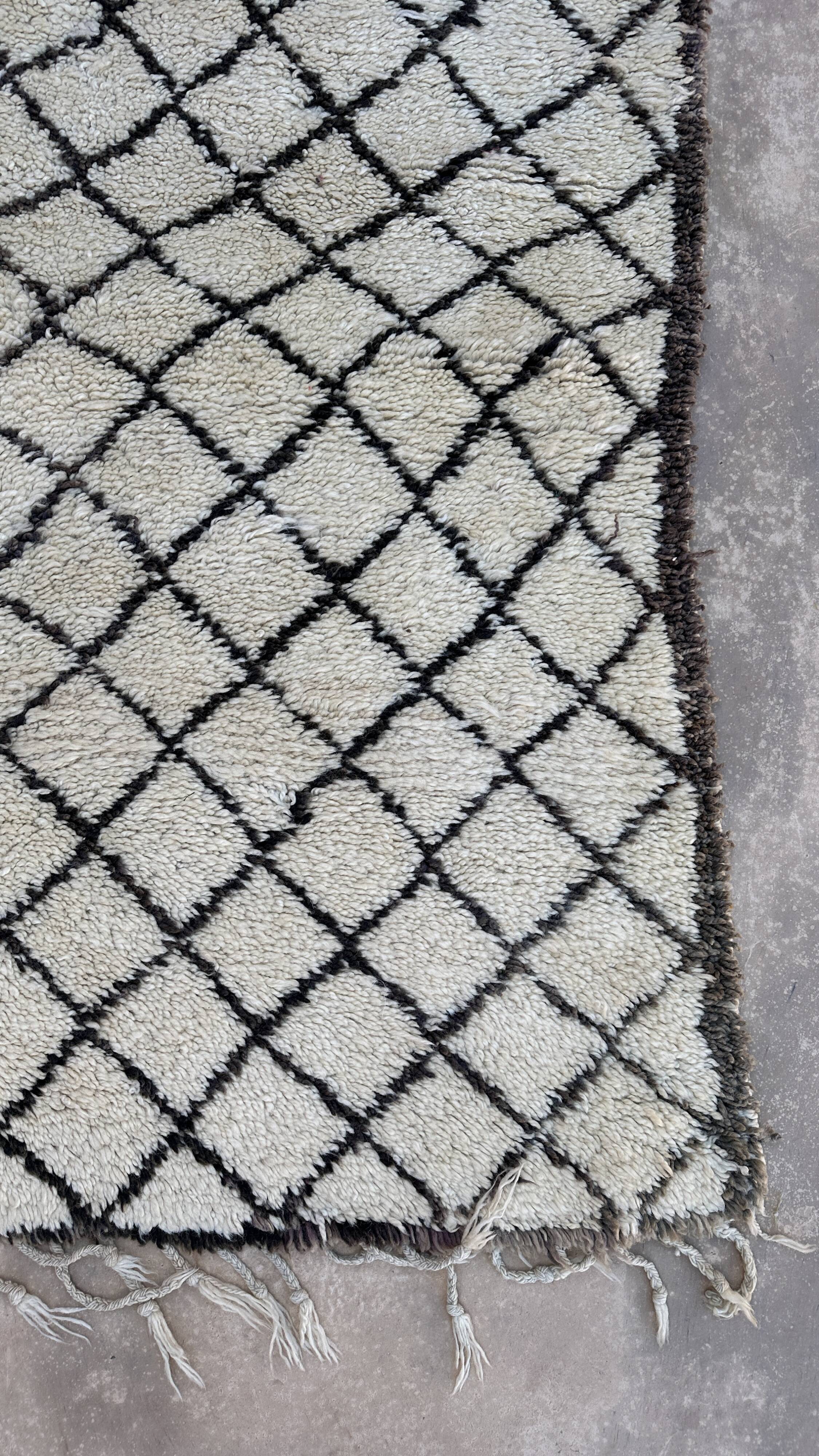 Moroccan Carpet - 205 x 300 cm