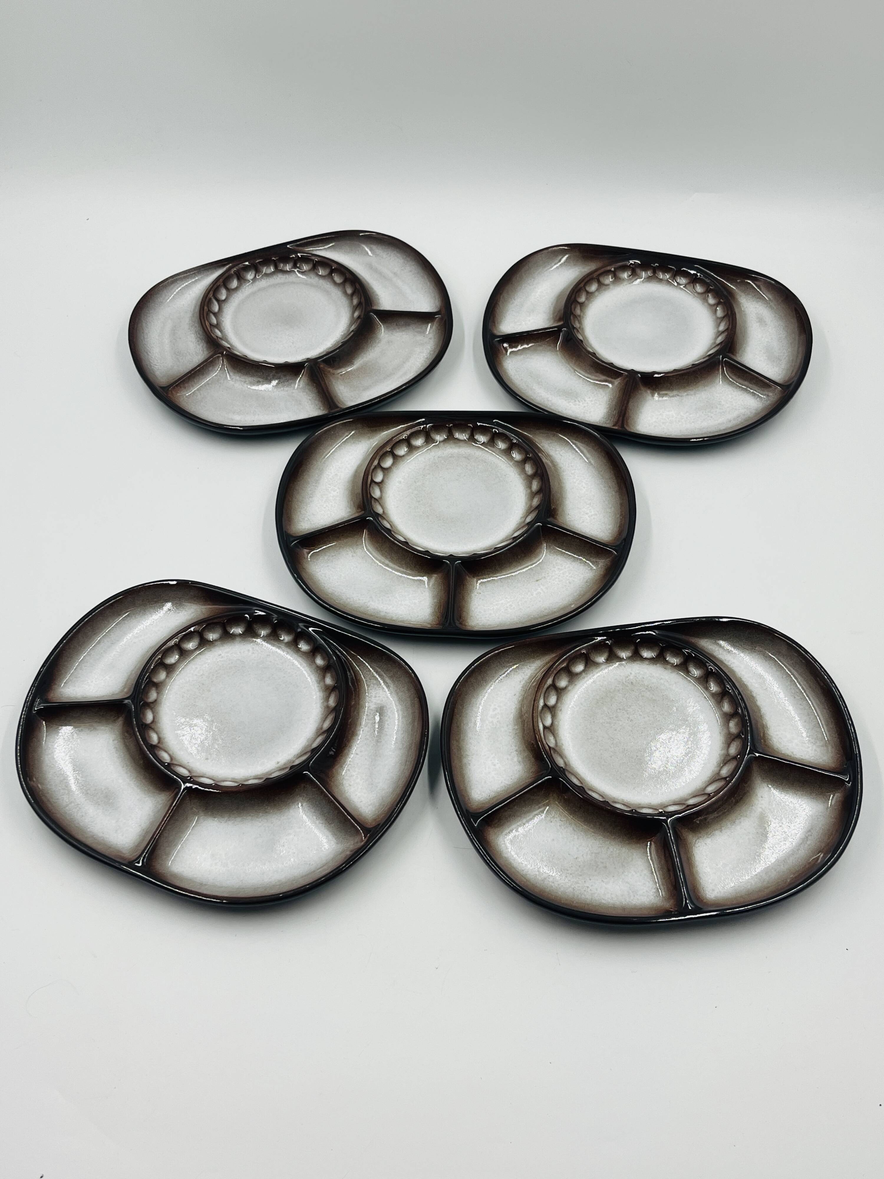 Set of 5 compartmentalised plates by Steuler attributed to Cari Zalloni.