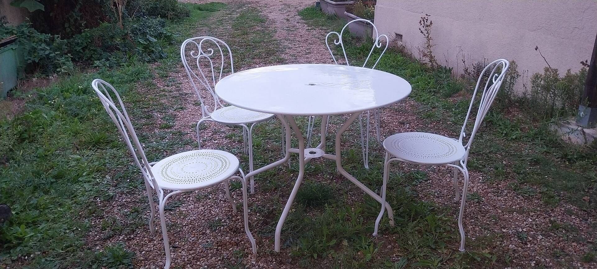 Old wrought iron salon