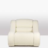 Pair of armchairs with fine curls. Contemporary work.
