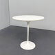 Table d'appoint Tulip par Eero Saarinen pour Knoll International, États-Unis, années 1960.