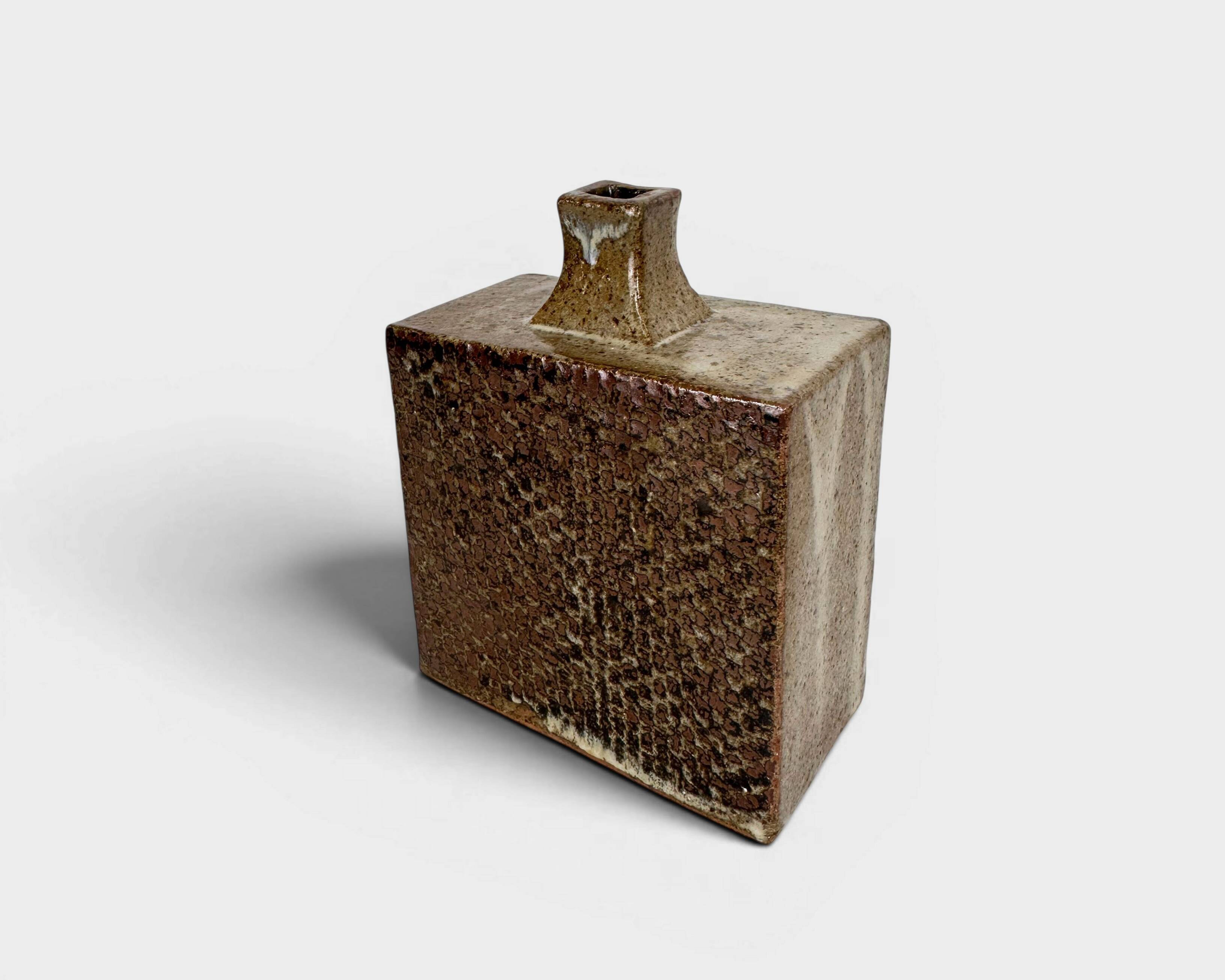 Sculptural stoneware vase in the style of Tatsuzo Shimaoka, Denmark, 1970.
