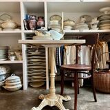 Bistro table in beige cast iron and ecru wood