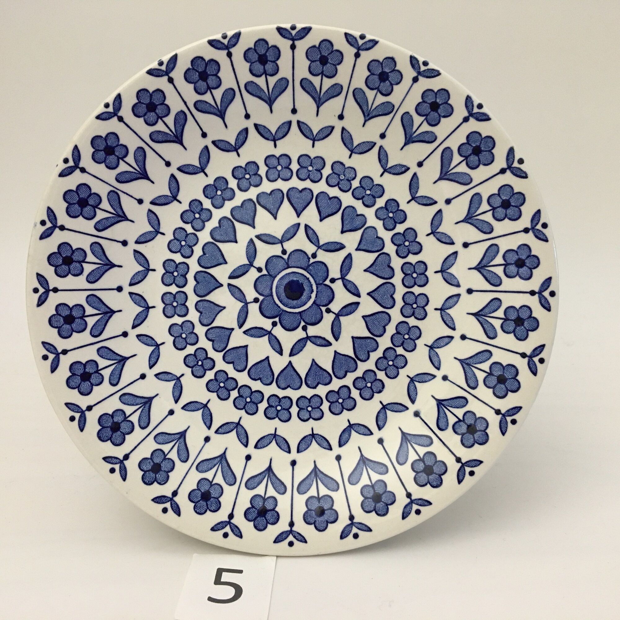 Set of 6 dessert plates of the English pottery "Barratts de Staffordshire" model "Nottingh"