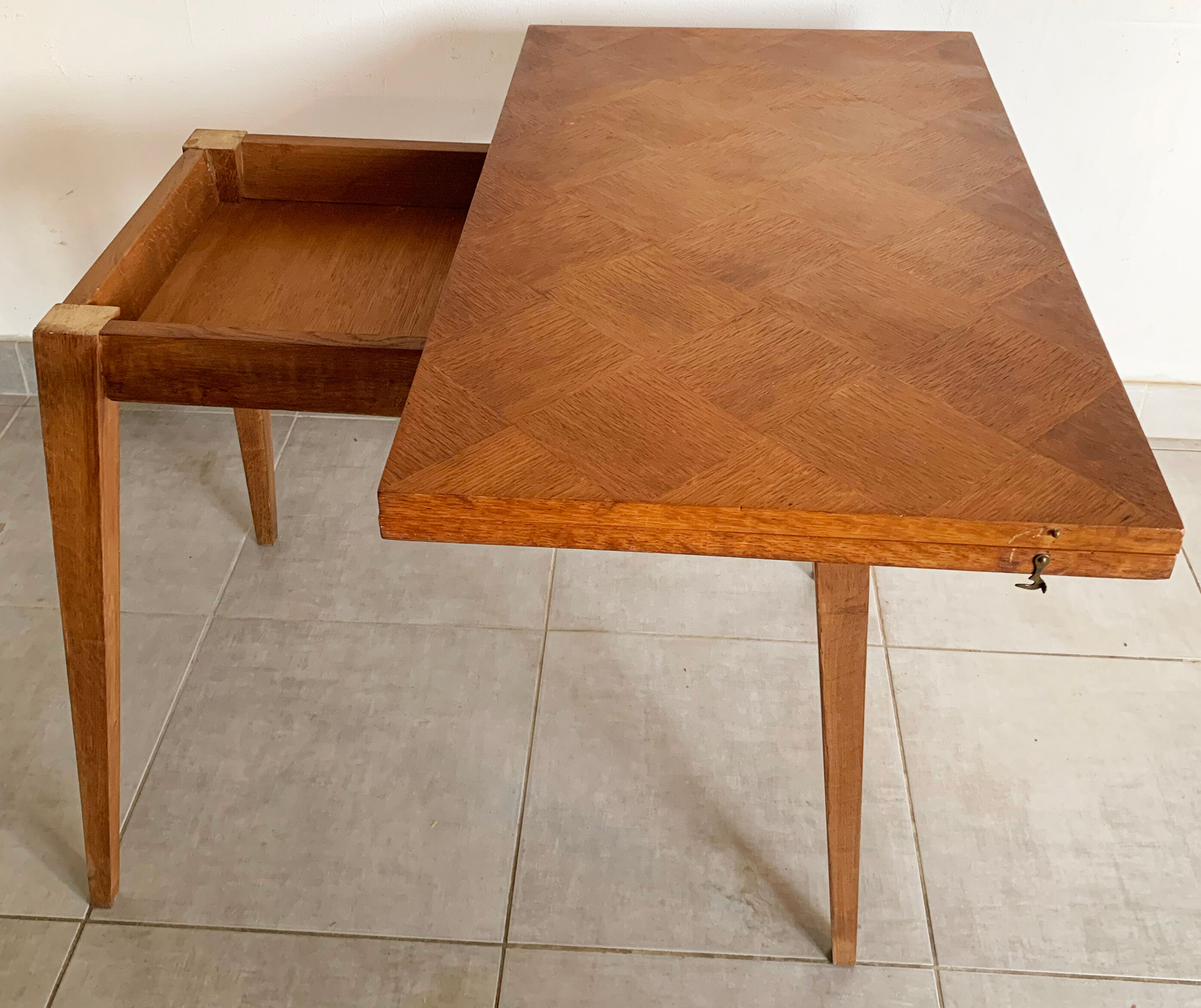 Table portefeuille vintage des années 60 en bois