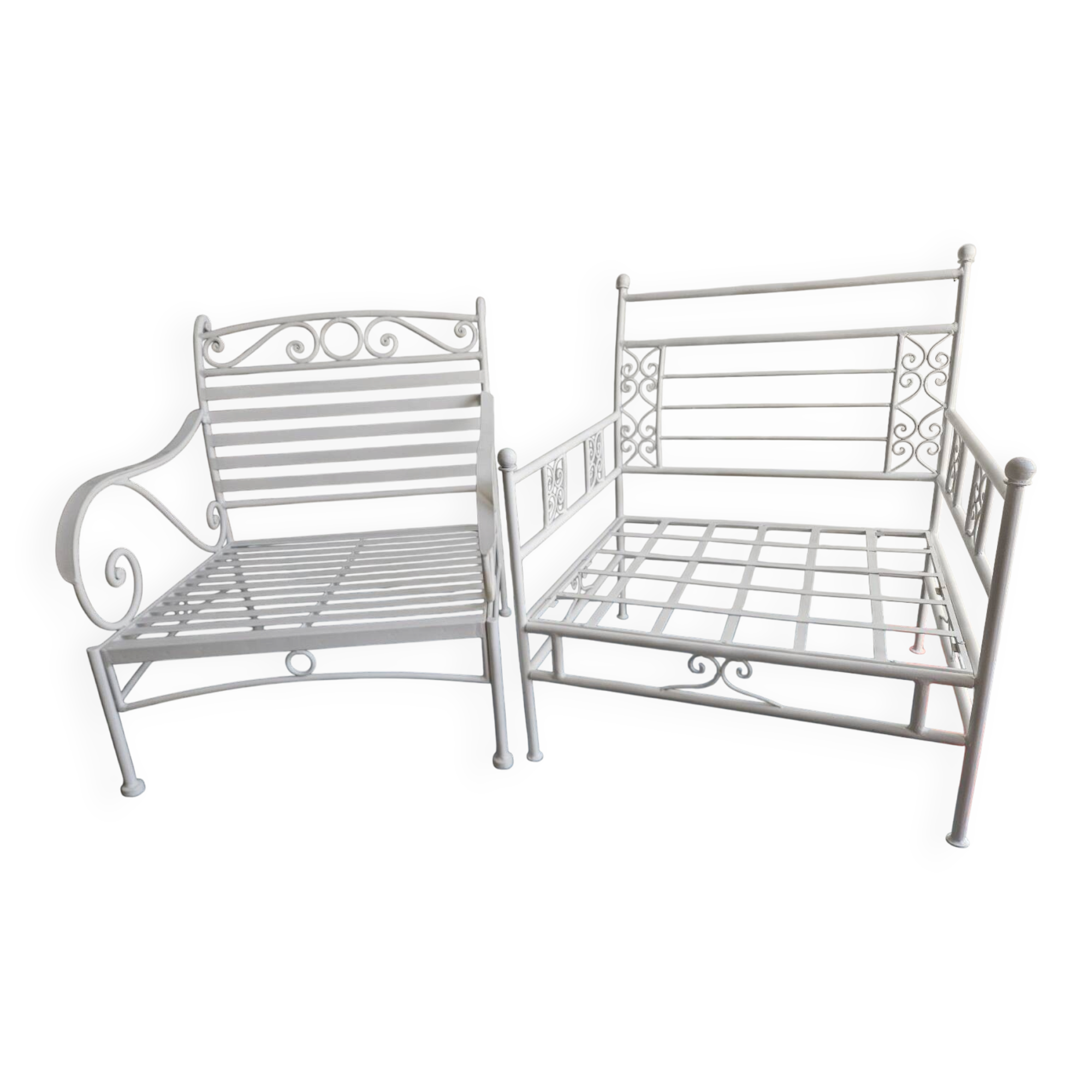 2 wrought iron armchairs