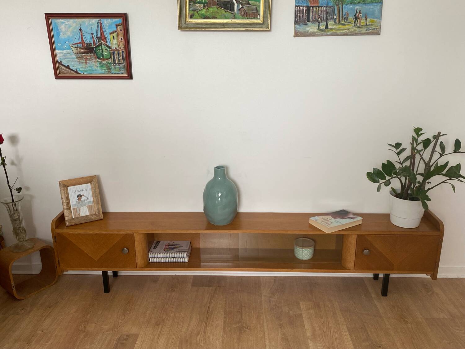 Vintage sideboard (shallow)