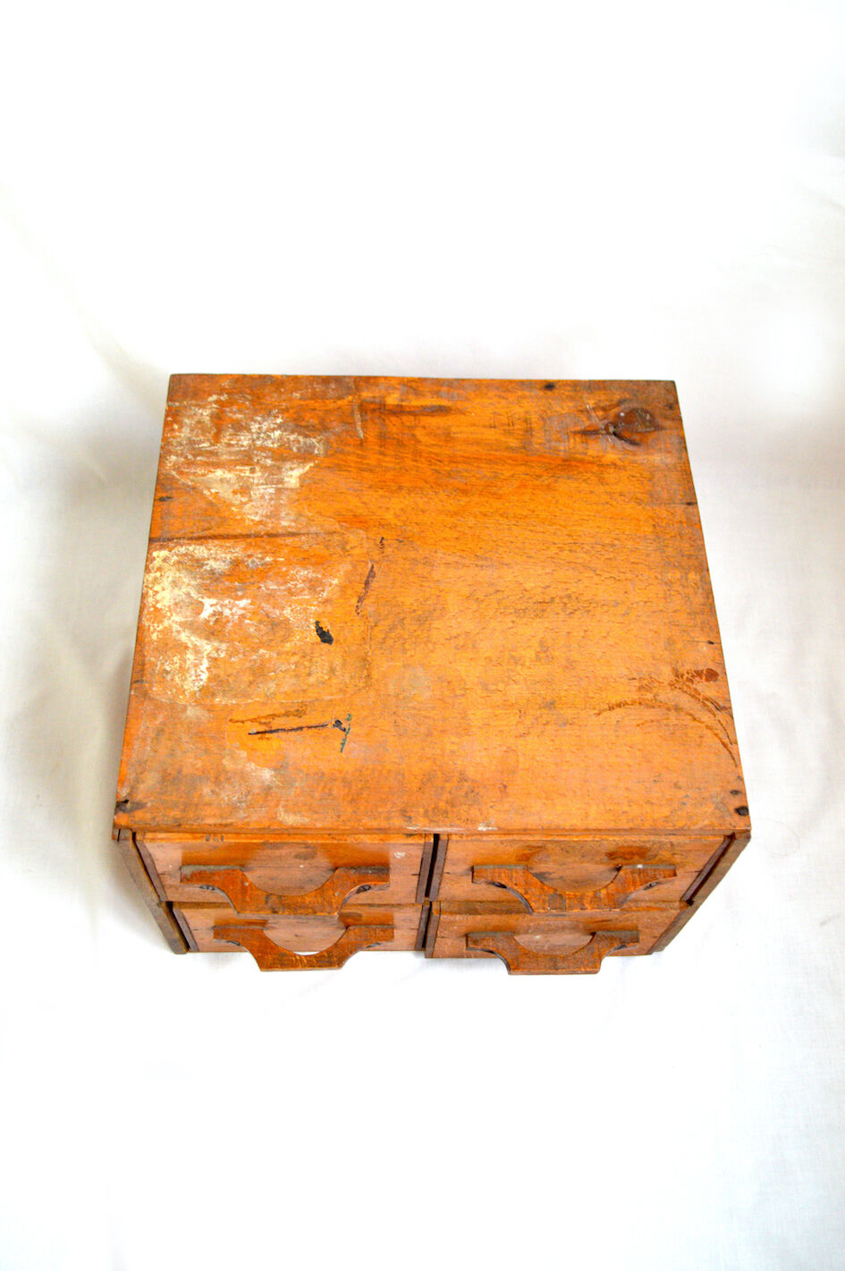 Furniture store plugs