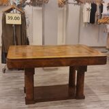 Table year style 1930