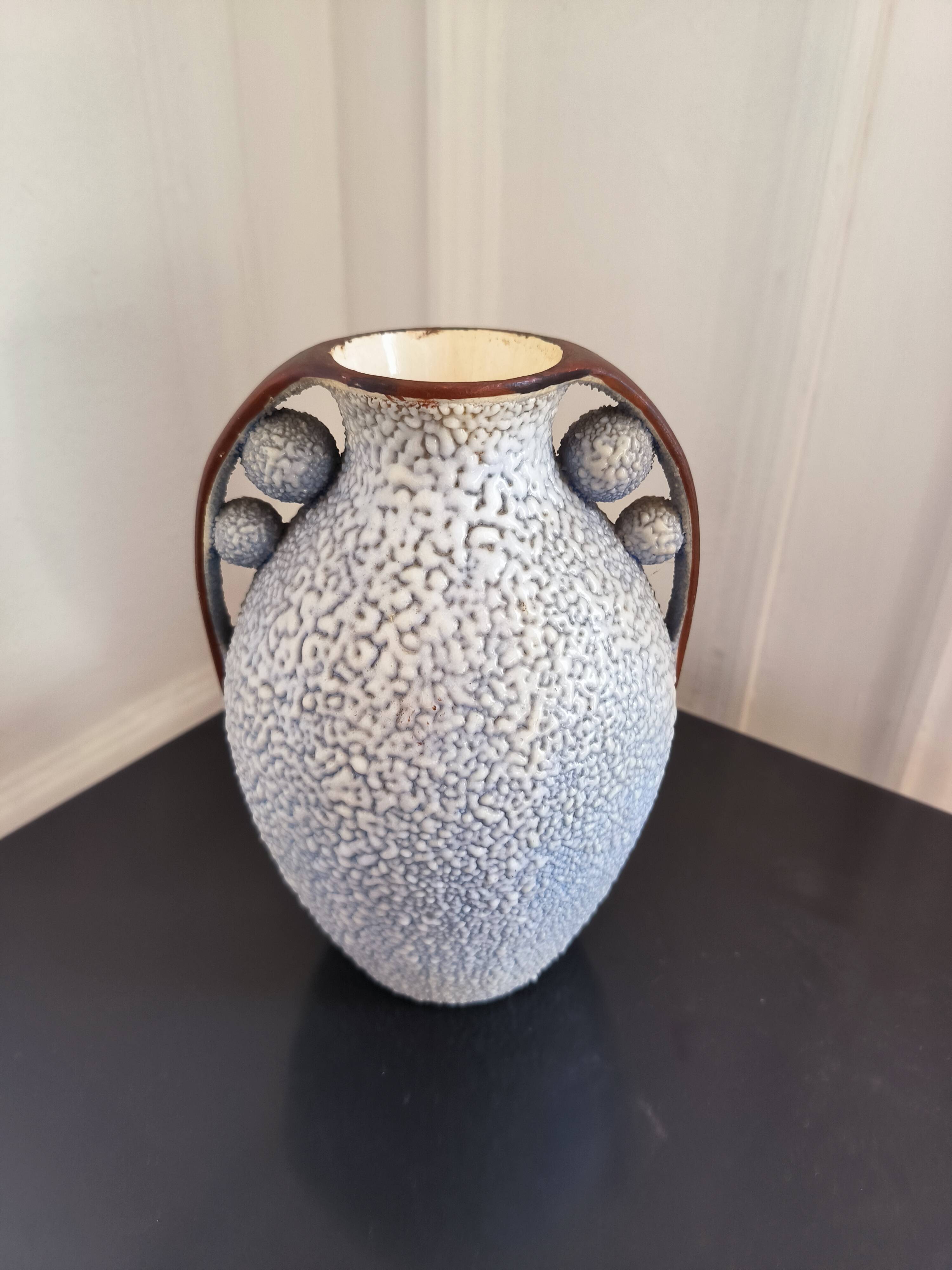 Art Deco vase in the style of Jean Besnard