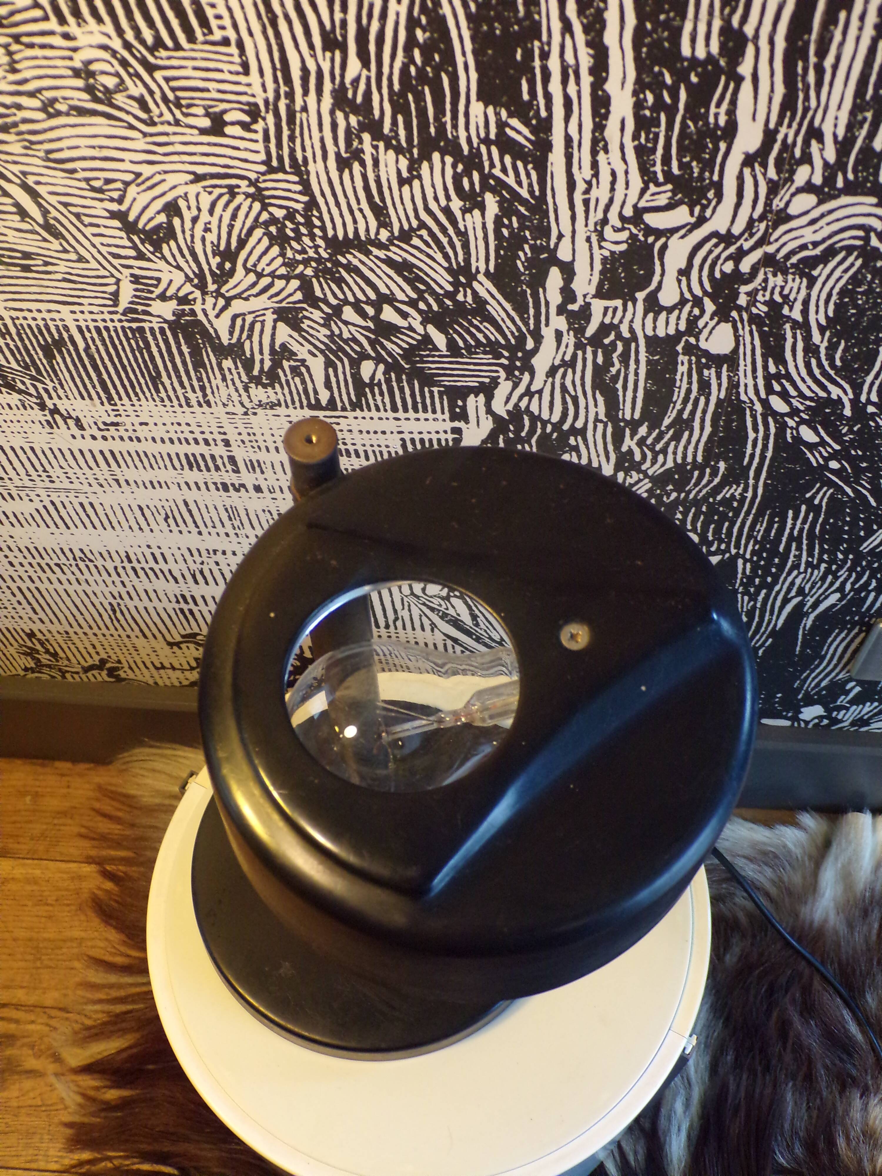Lampe industrielle en métal