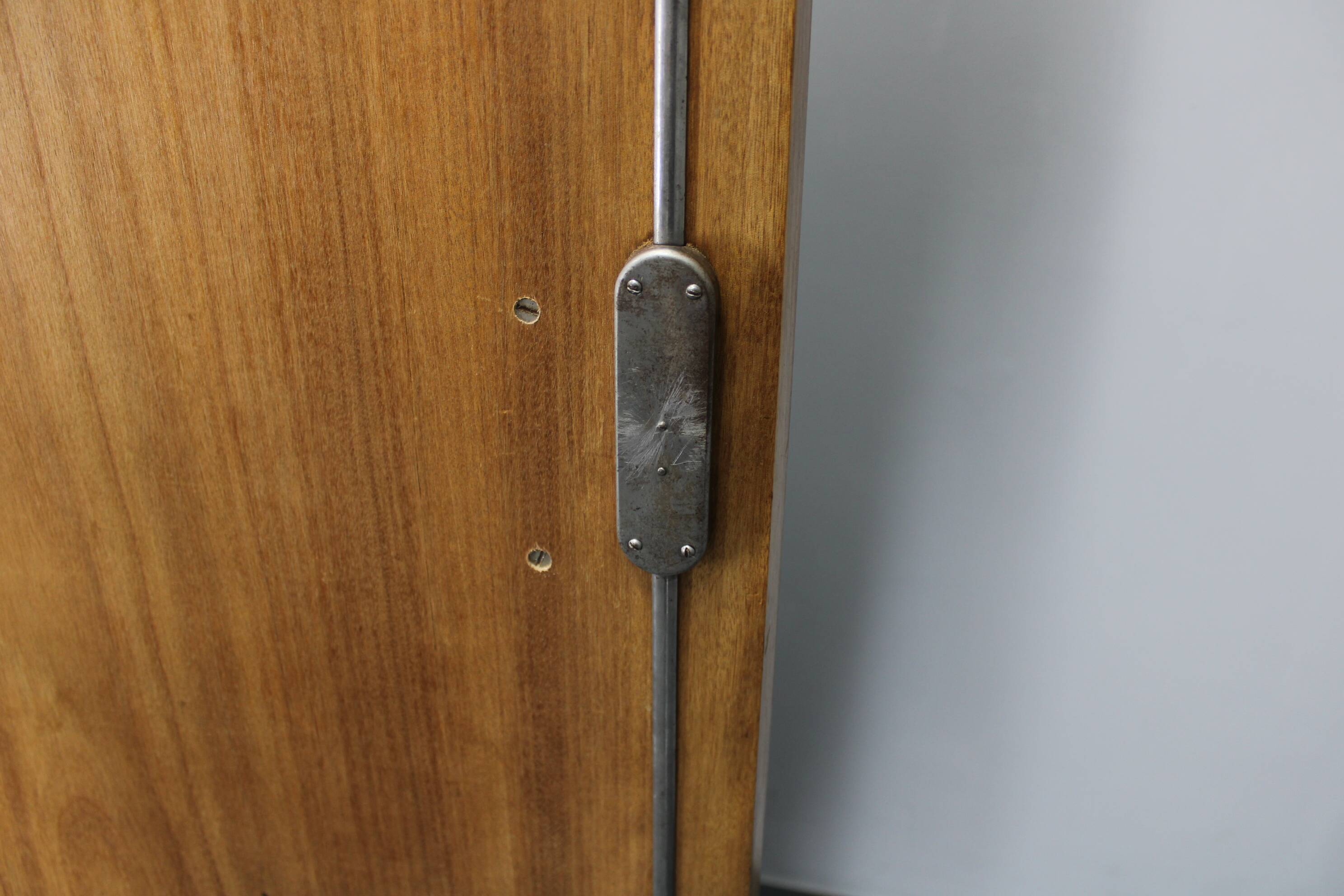 1940s Bauhaus Wardrobe by Hynek Gottwald , Walnut & Beech Veneer, Chrome De