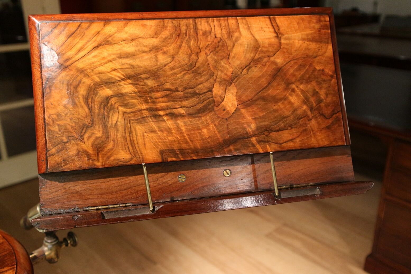 Antique reading stand / Music stand