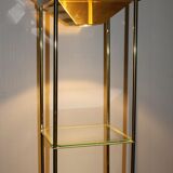 Deknudt House showcase lamppost