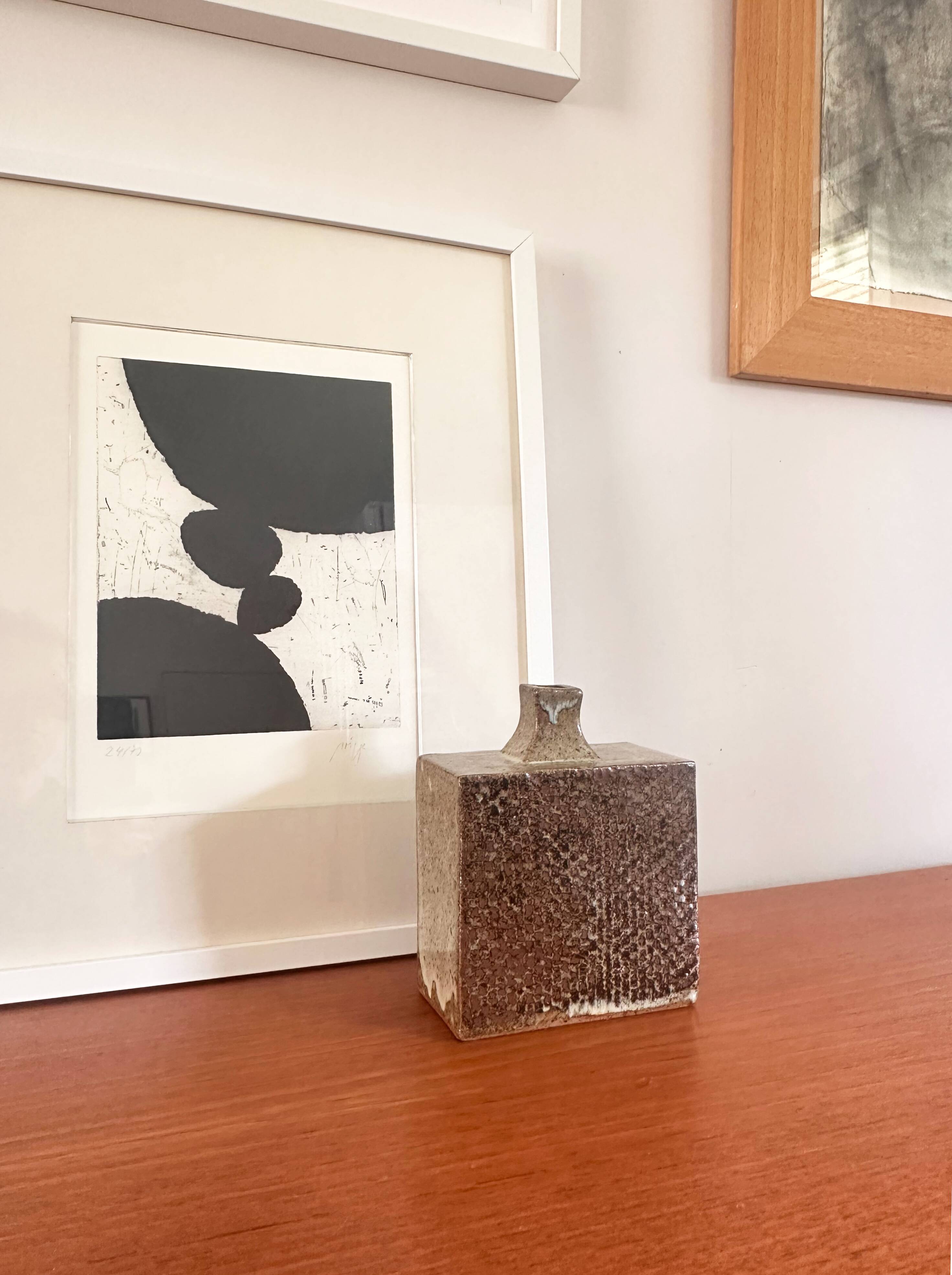 Sculptural stoneware vase in the style of Tatsuzo Shimaoka, Denmark, 1970.