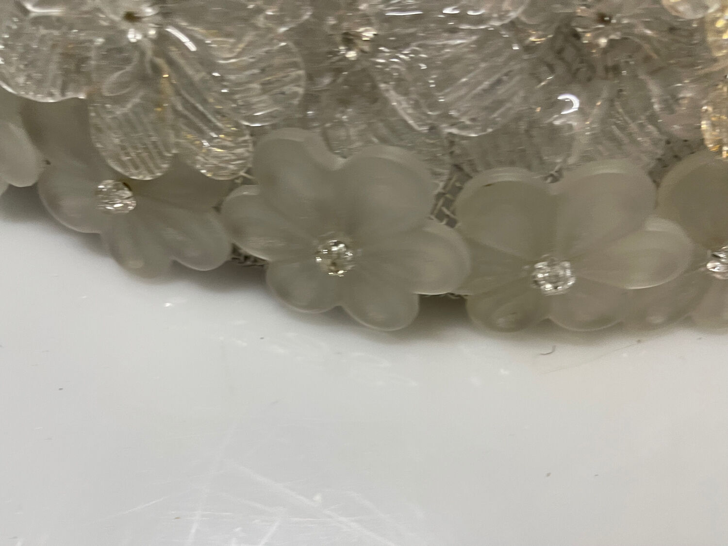 Plafonnier en verre de Murano en forme de fleur extra large par Archimede Seguso, années 1960.