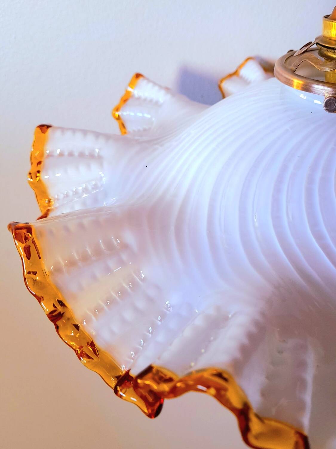 Pleated opaline suspension from 1940