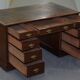 Rare bureau partenaires double caisson Hampton & Son Pall Mall bois dur