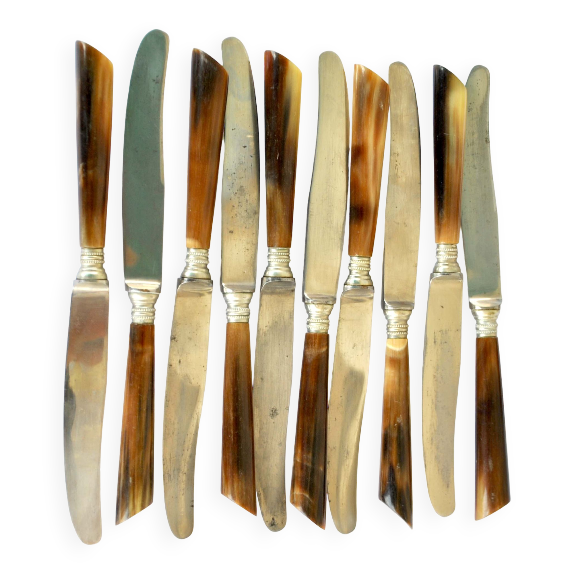 Set of 10 old knives in horn and steel 1920 dessert fruit