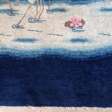 Antique 1890s Chinese Peking rug with crane design 95cm x 152cm