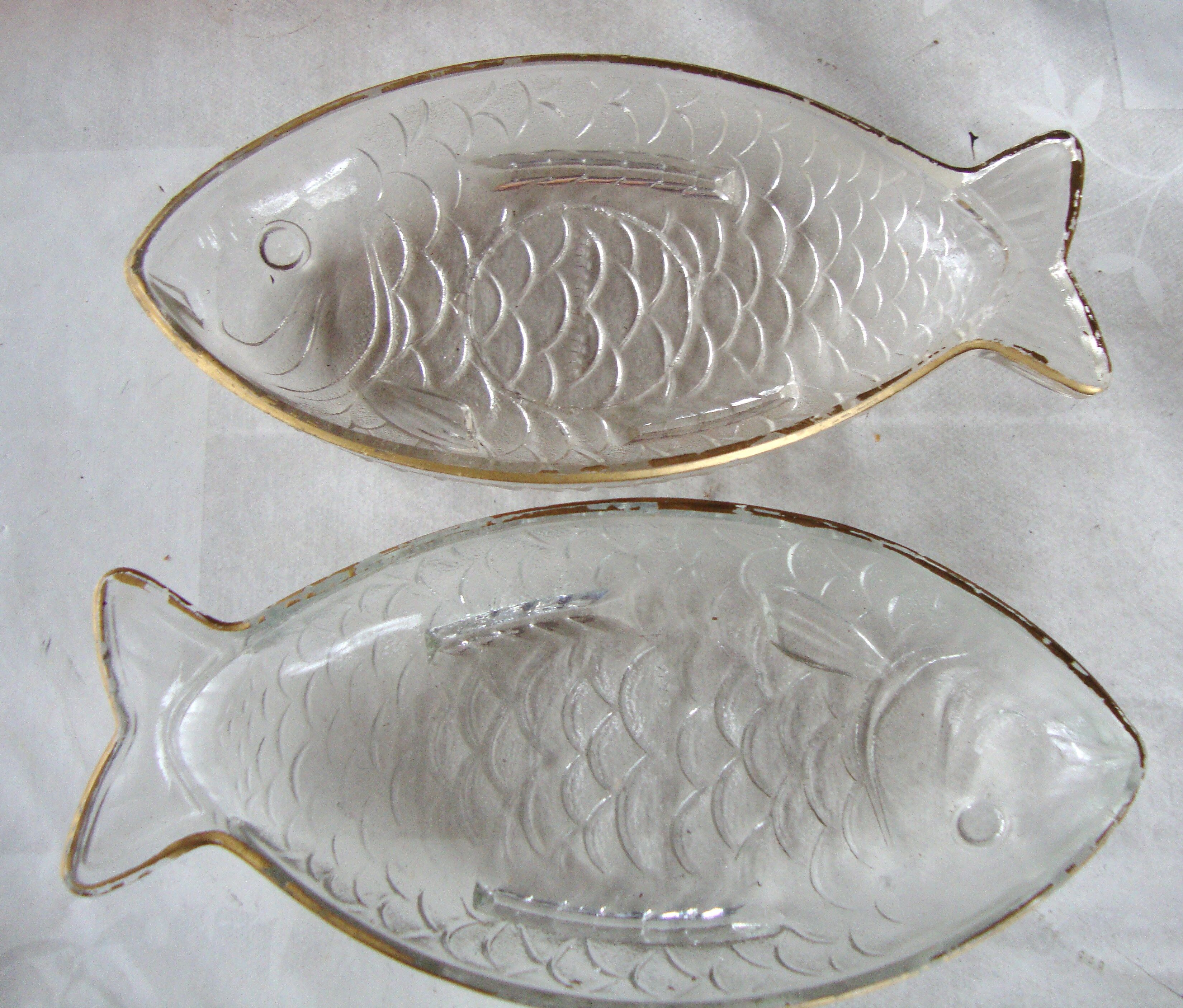 Pair of vintage glass ravier