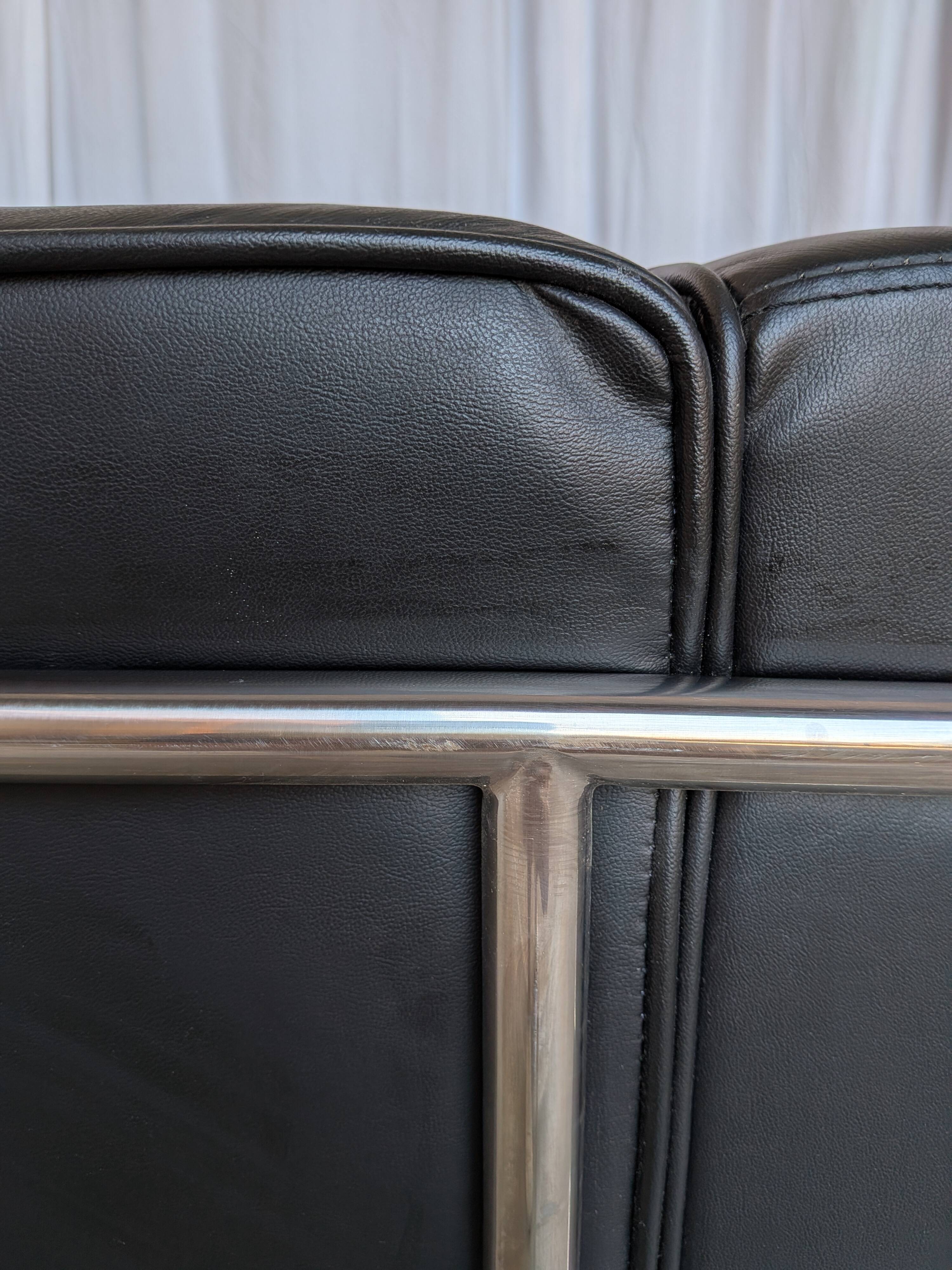 Set of 2 Mid-century Black Leather Lounge Chairs / Italian Design Armchairs