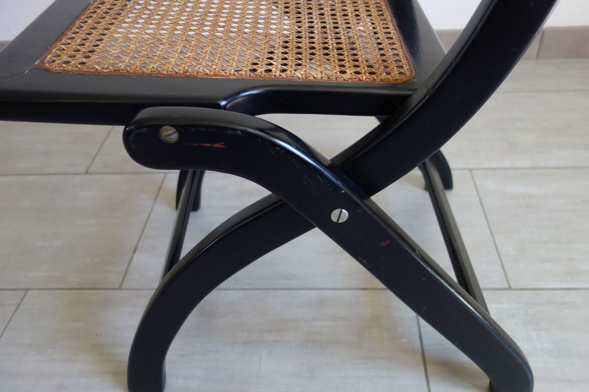 Chaise pliante cannée vintage