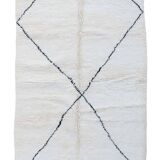 Traditional handmade beni ouarin rug size 150 x 250 cm