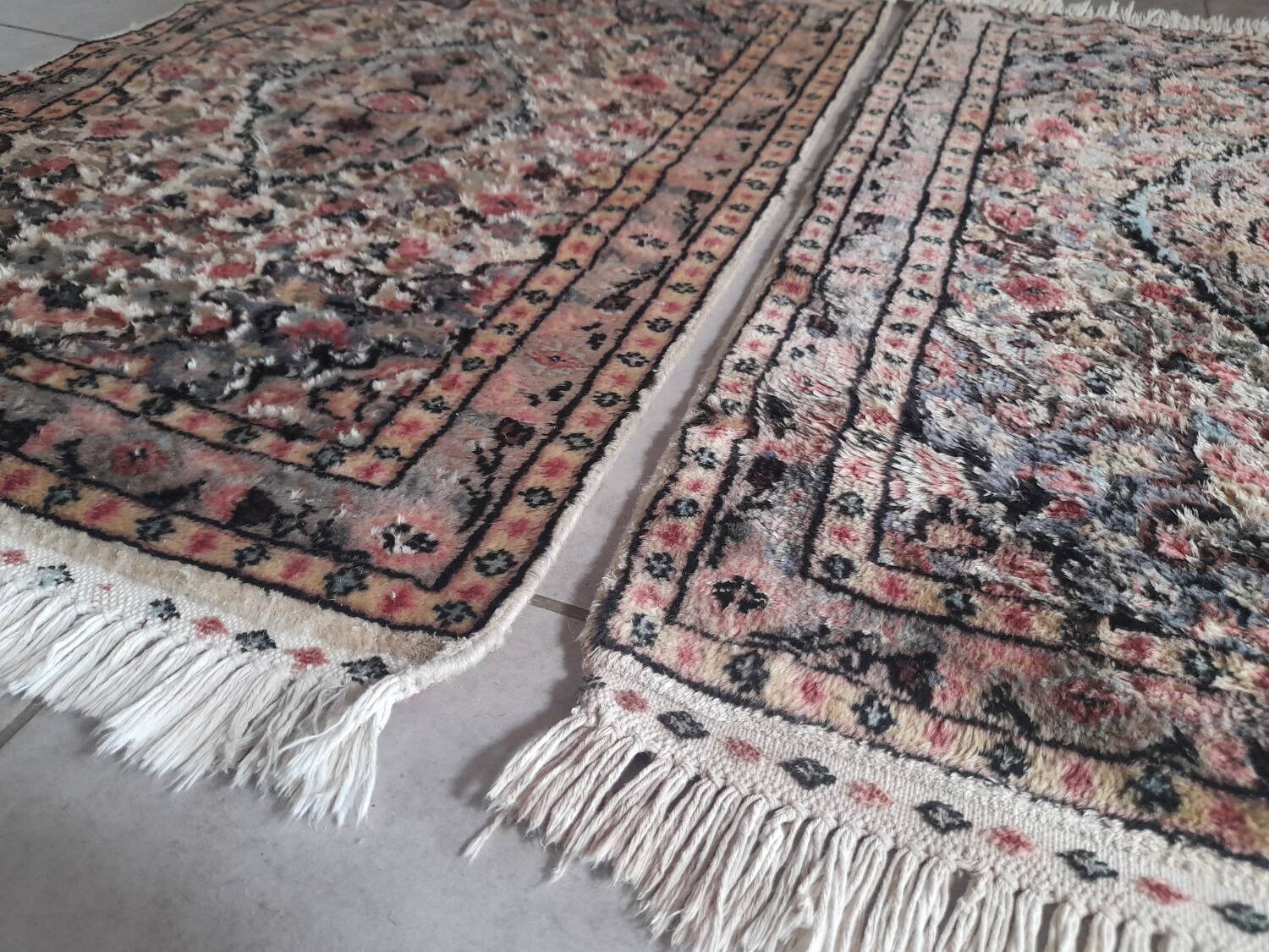 Pair of handmade oriental rugs 98x65cm