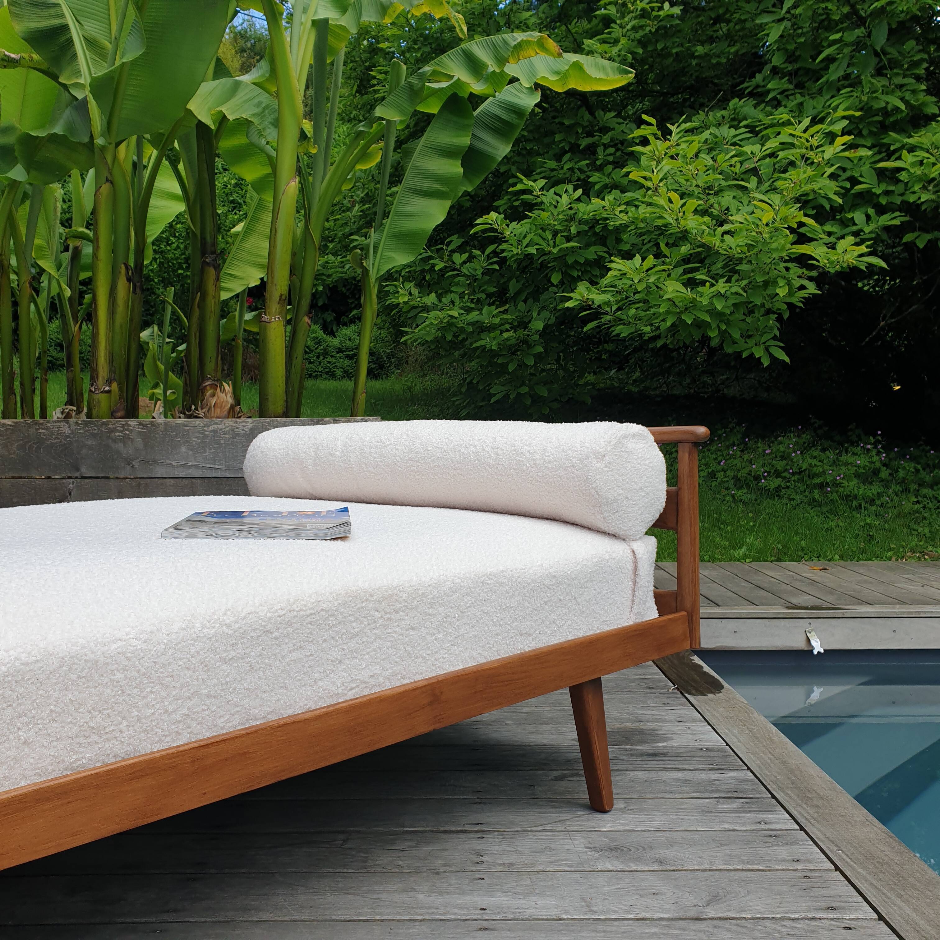Vintage Scandinavian daybed sofa (bench) vintage 60s