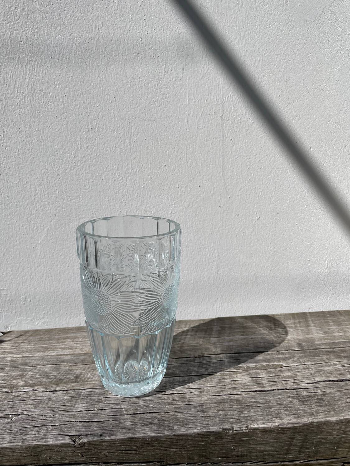 Glass sunflower vase 1990