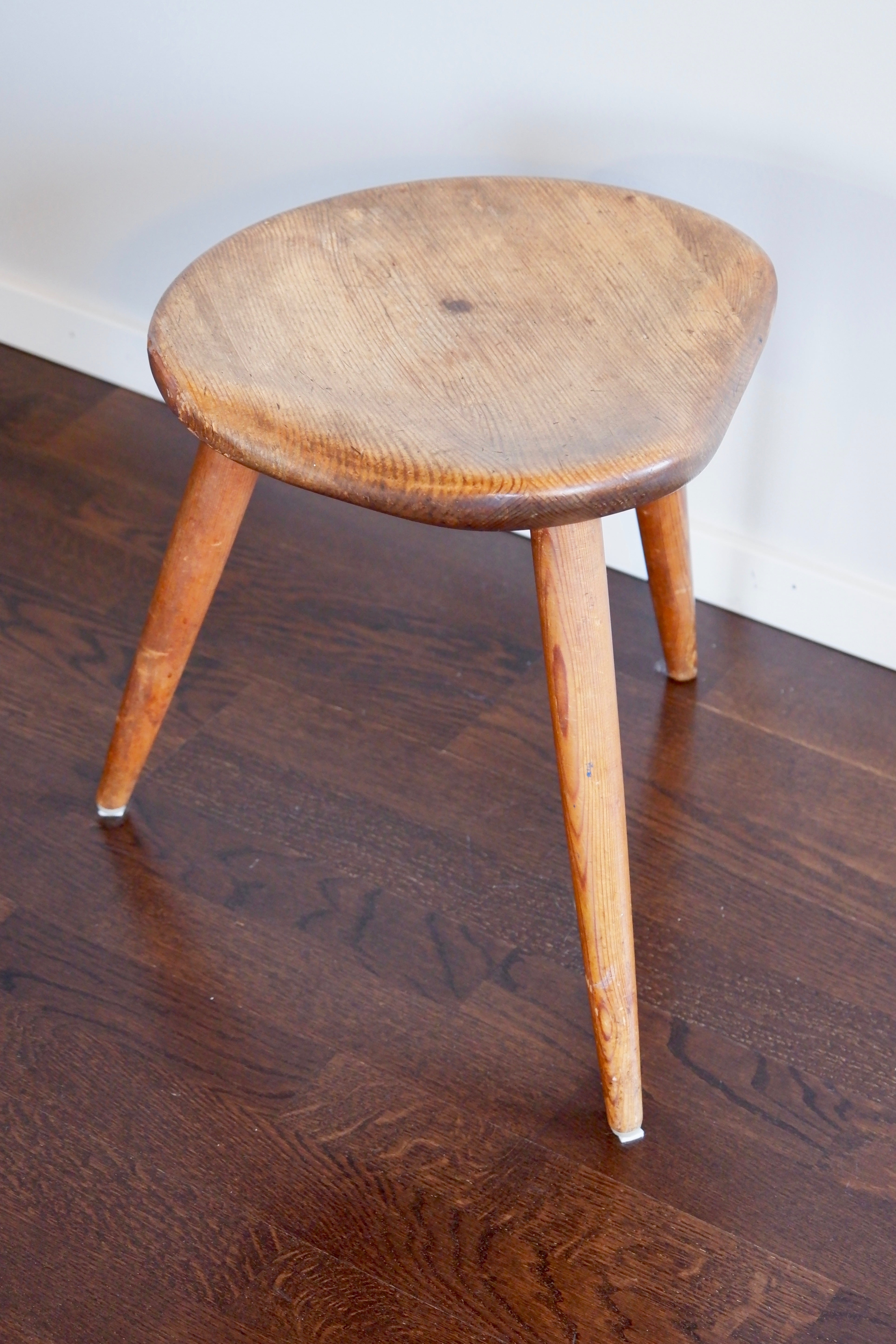 Norweigian pine stool for Norsk Husflid, 1950.