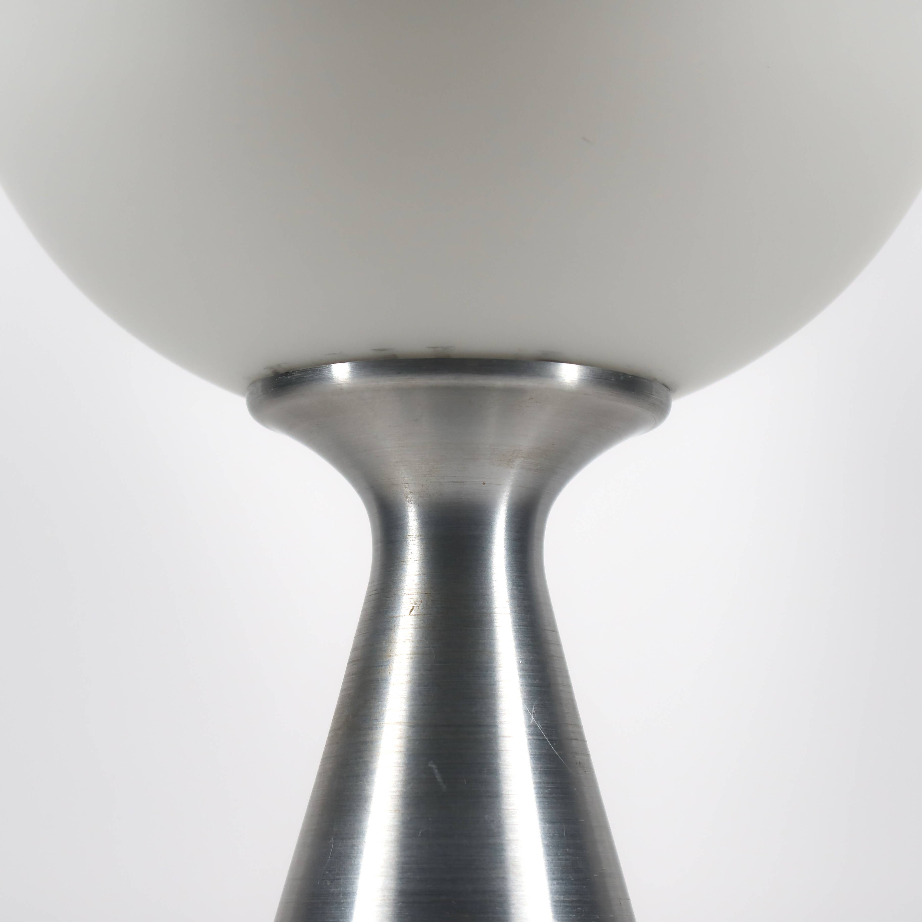 Lampe Space Age Erco en Verre Opalin et Métal Brossé, Allemagne 1974