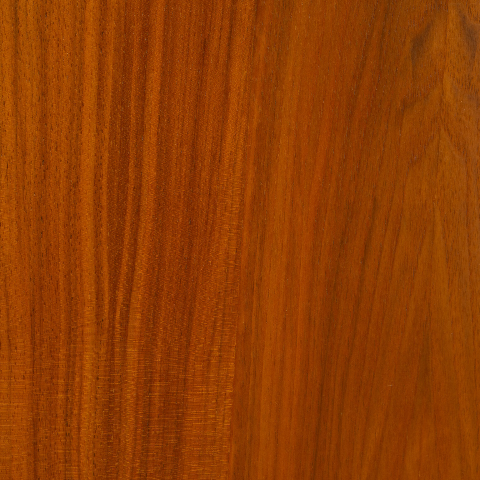 Commode vintage, noyer, restauré