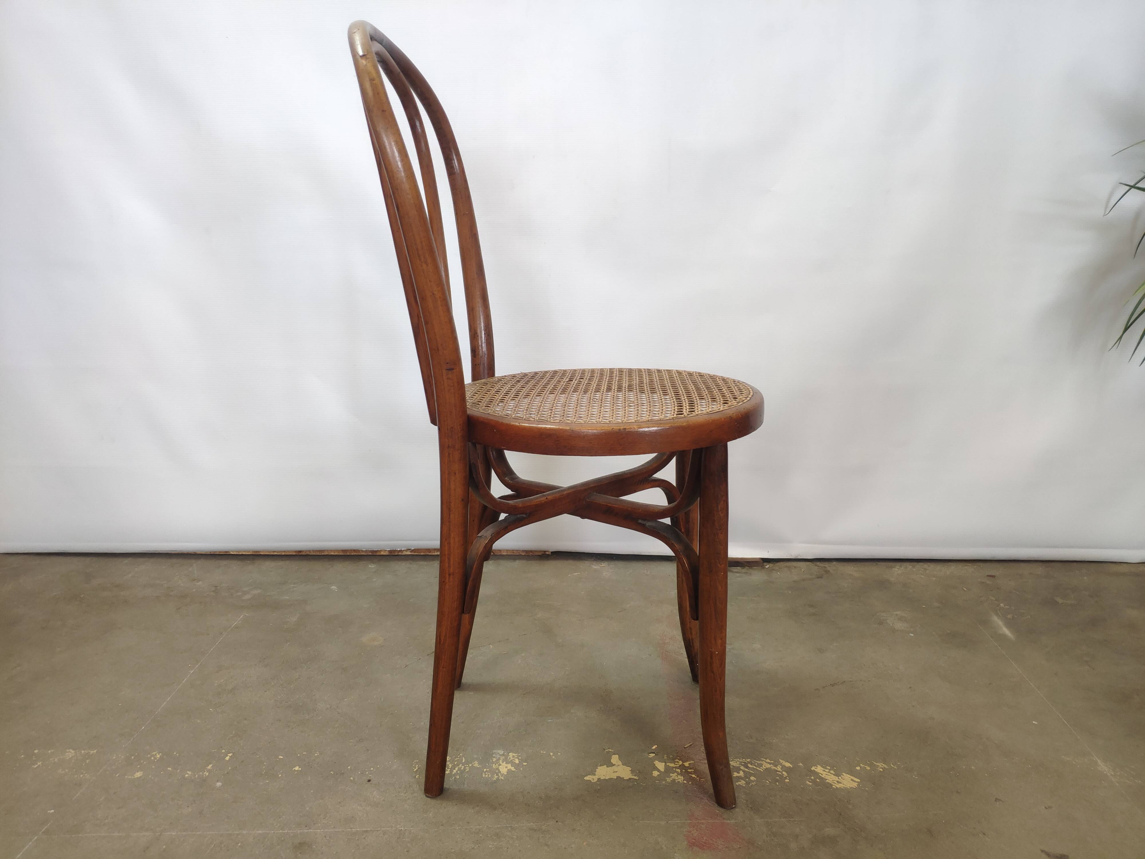 Chaise Léon Cambier bistrot vintage bois courbé Thonet