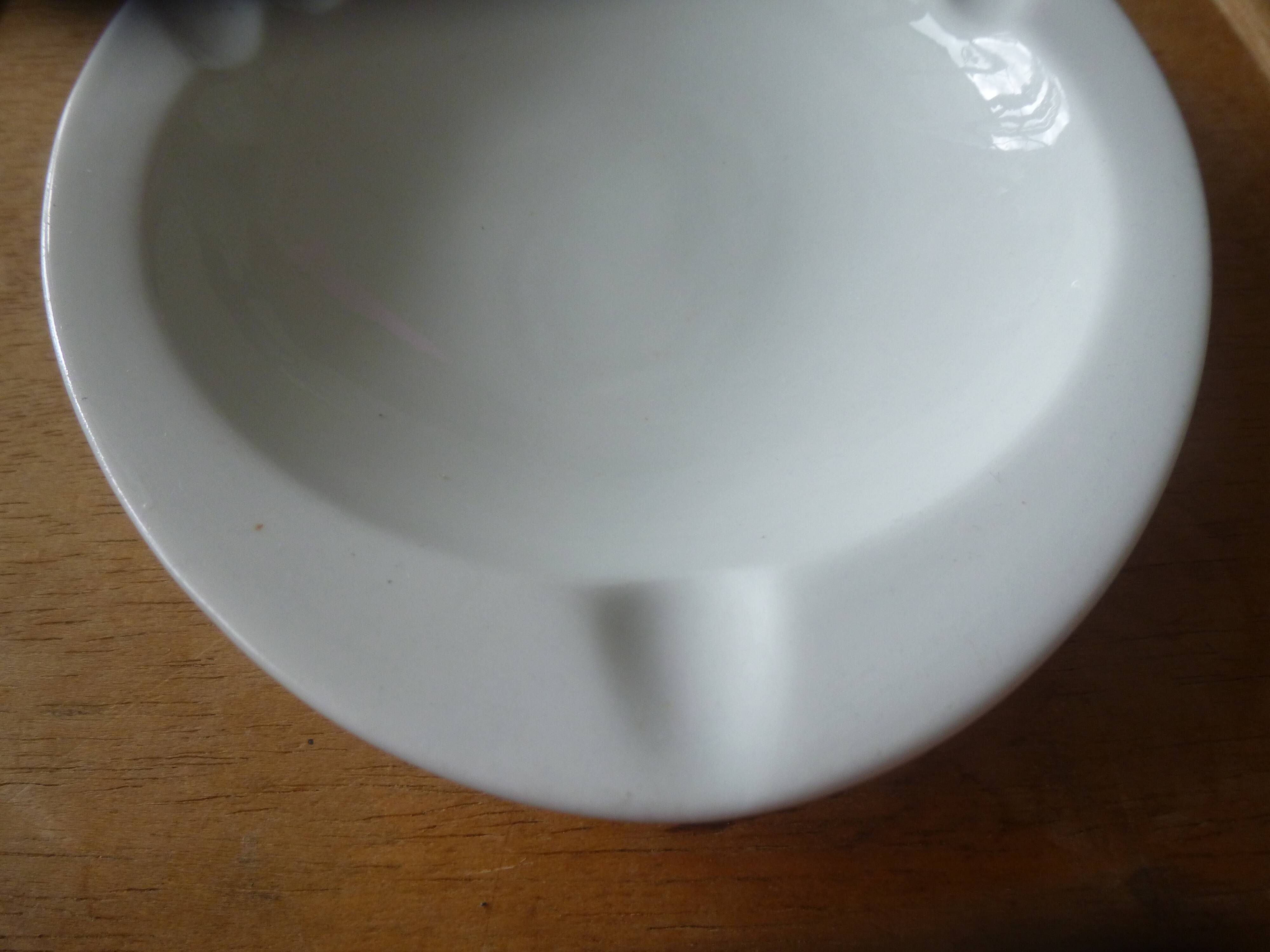 Cendrier publicitaire Kent par Villeroy & Boch